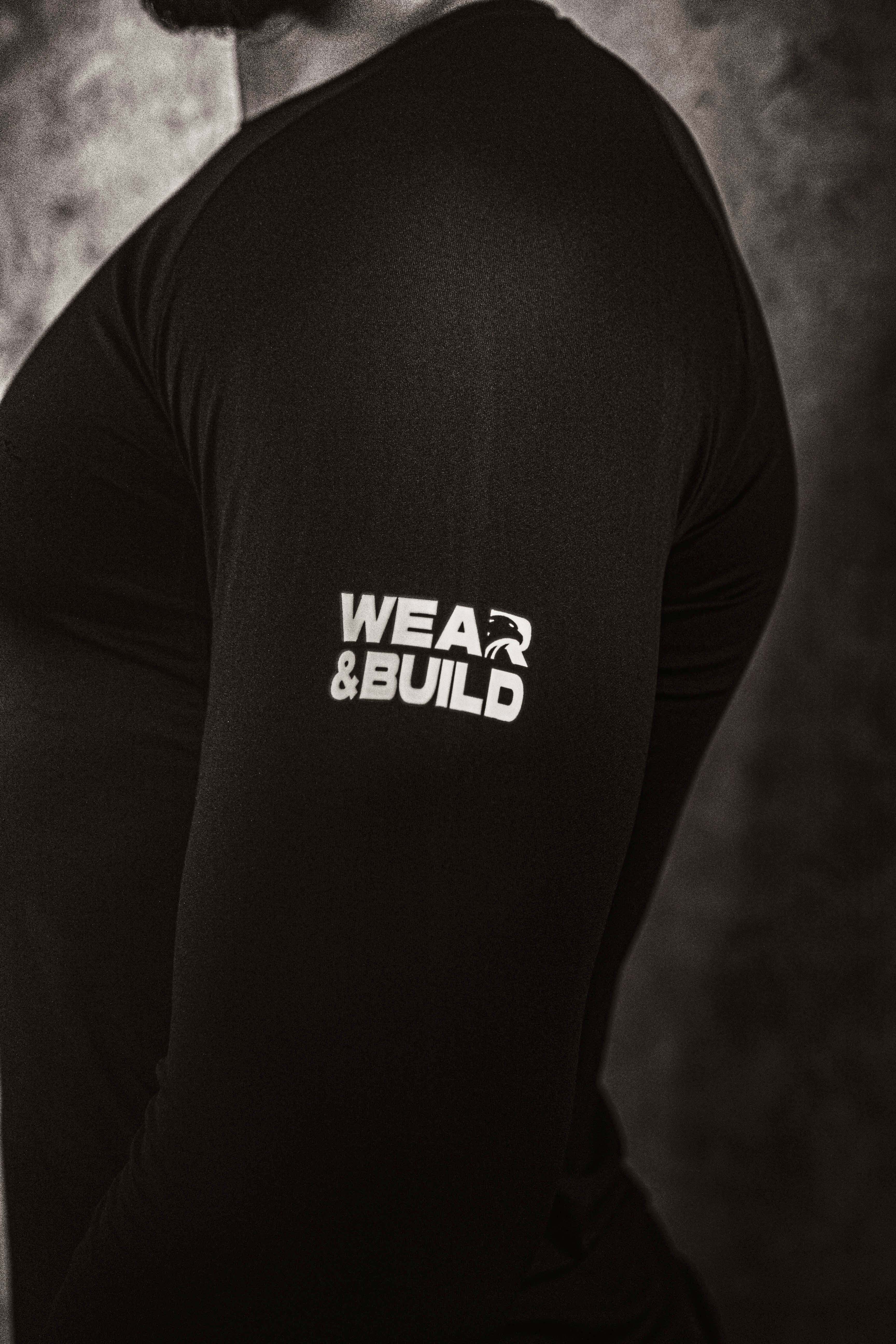 STRIVING LONG SLEEVE COMPRESSION SHIRT Wear and Build STRIVING LONG SLEEVE COMPRESSION SHIRT Wear and Build