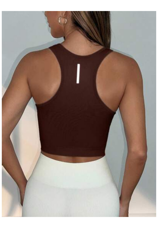 Crop top court Wear and Build