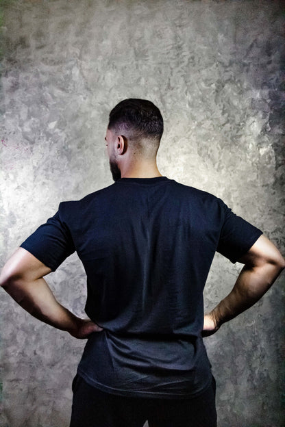 STRIVING OVERSIZED T-SHIRT Wear and Build