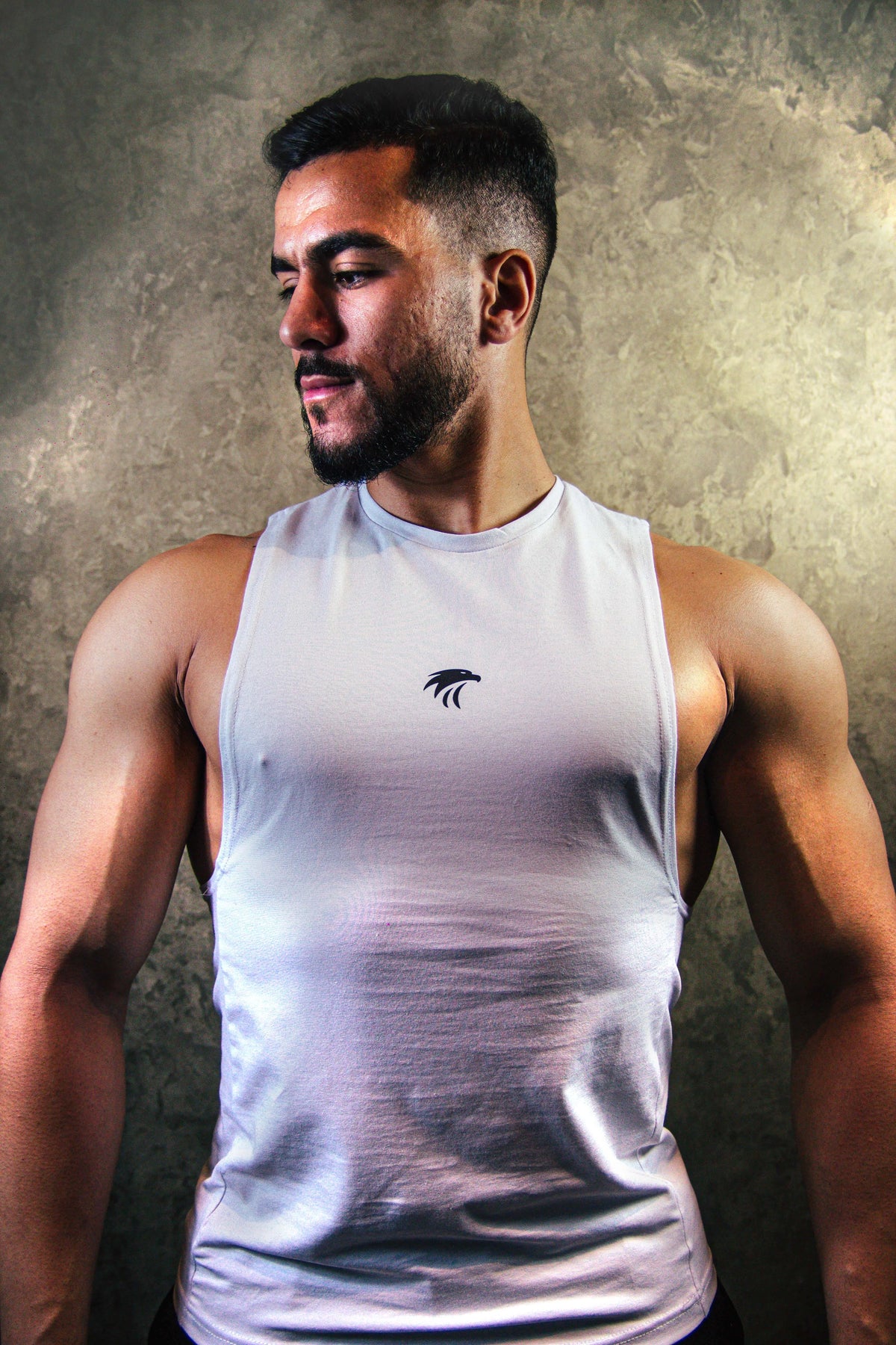STRIVING SAVAGE TANK Wear and Build